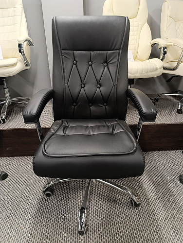 Компьютерное кресло Class white из шоурума 3